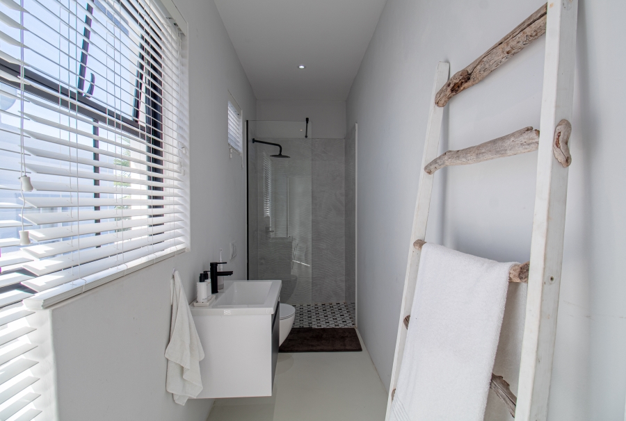 3 Bedroom Property for Sale in Bowtie Western Cape